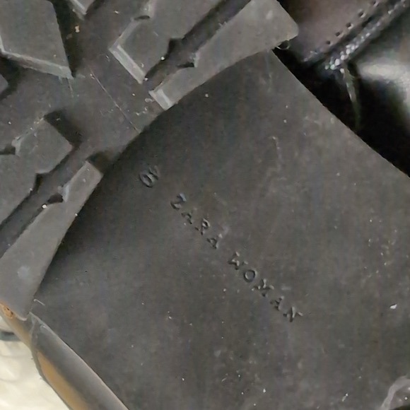 Zara Black Combat Boots with Rugged Design and Adjustable Fit - Picture 8 of 9
